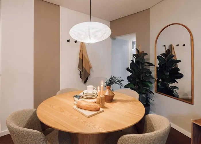 Seminiak - 1 Bedroom And Parking In Saldanha شقة *